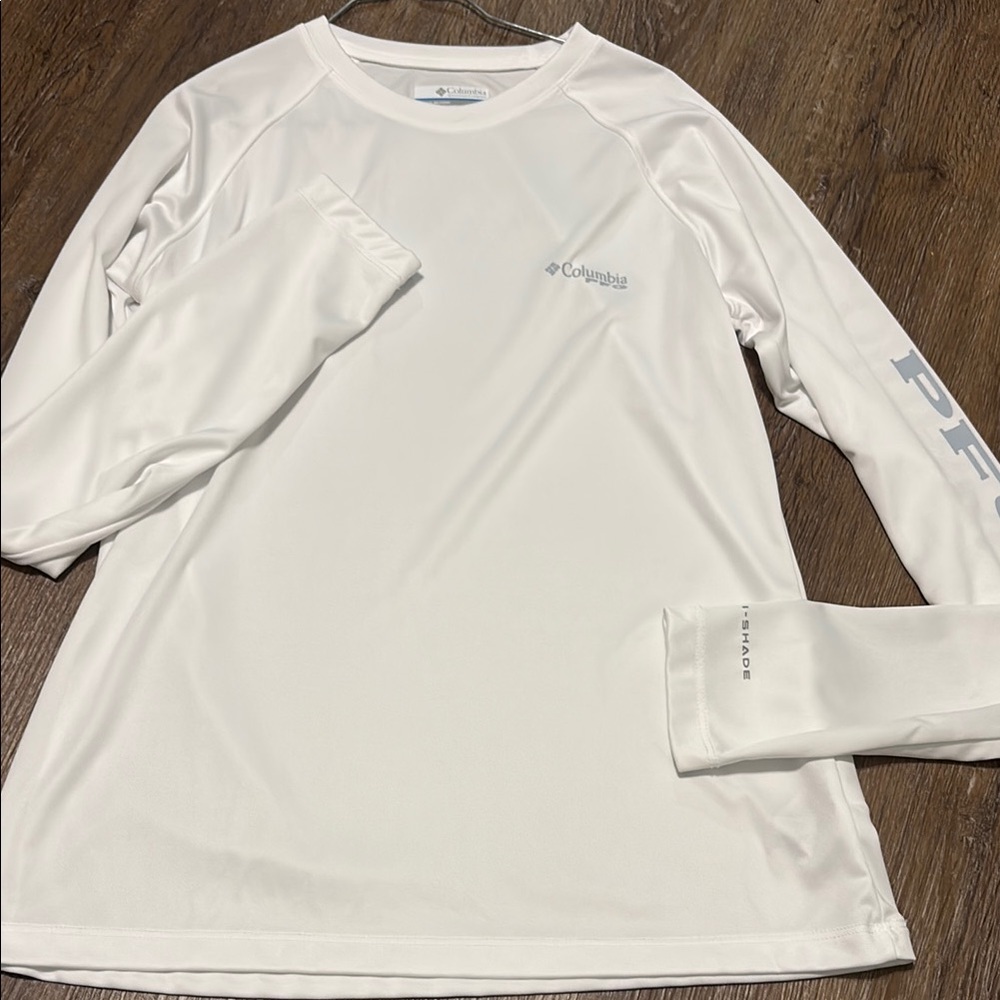 Columbia white PFG long sleeve